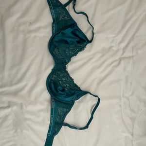 Lounge Silk Balcony Bra 36 DD like new